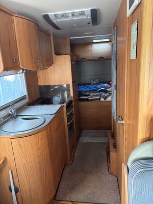 2006 Burstner Elegance 820i  — photo 12 of 15