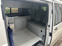 2015 Volkswagen Transporter T28 S-Line TDI - Image 2
