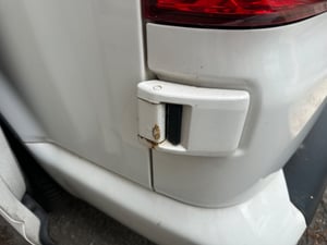 2015 Volkswagen Transporter T28 S-Line TDI — photo 8 of 22