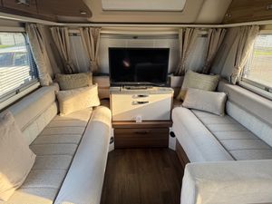 2021 Swift Sunrise Quatro 580 — photo 23 of 39