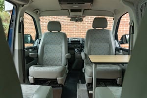 2011 Volkswagen T5 Danbury Conversion — photo 21 of 37