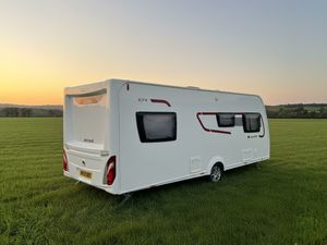 2018 Elddis Avante 574 — photo 2 of 26