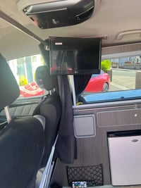 2005 Toyota Alphard - Image 2