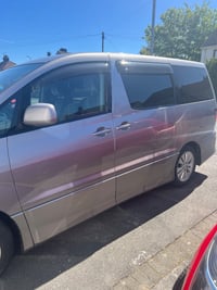 2005 Toyota Alphard - Image 3