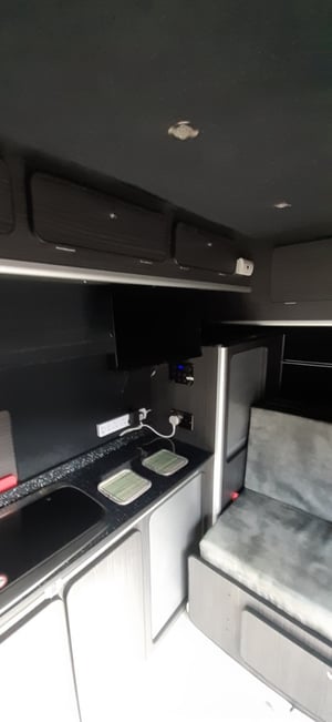 2012 Renault Trafic Campervan — photo 12 of 14