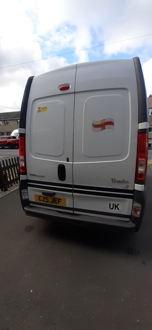 2012 Renault Trafic Campervan — photo 8 of 14