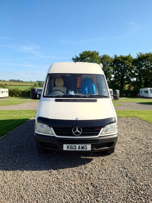 2003 Mercedes-Benz Sprinter — photo 1 of 8