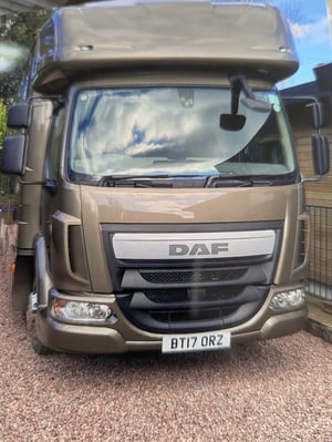 2017 DAF Bespocke — photo 4 of 10