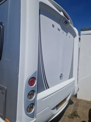 2009 Swift Bolero 680FB — photo 7 of 13