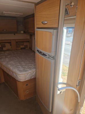 2009 Swift Bolero 680FB — photo 9 of 13