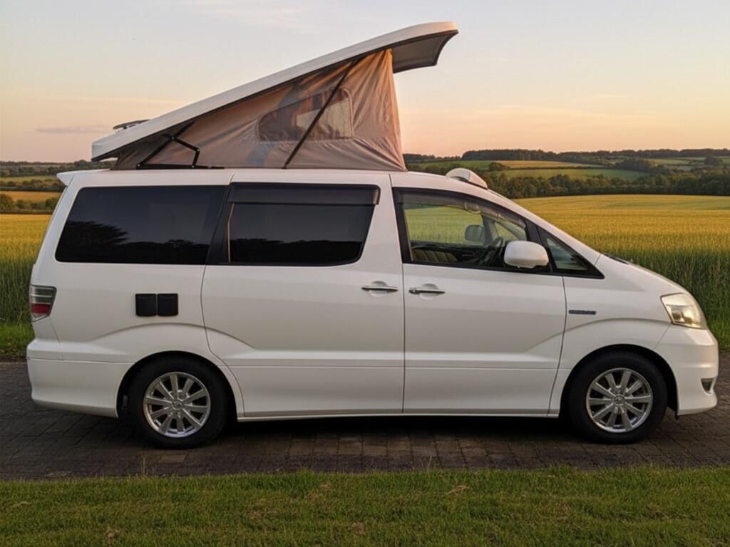 2007 Toyota Alphard 2.4 4WD2 - Image 1