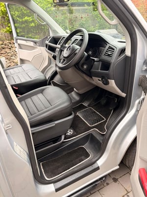 2018 Volkswagen T32 — photo 7 of 10