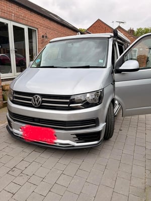 2018 Volkswagen T32 — photo 1 of 10