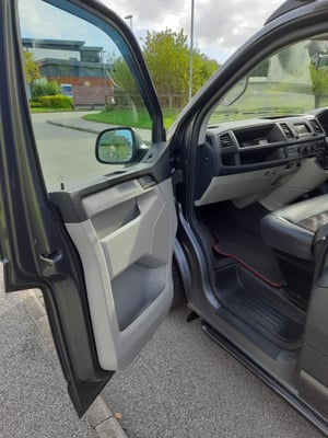 2016 Volkswagen T30 Campervan — photo 6 of 39