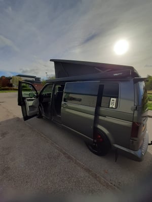 2016 Volkswagen T30 Campervan — photo 21 of 39