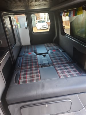2016 Volkswagen T30 Campervan — photo 31 of 39