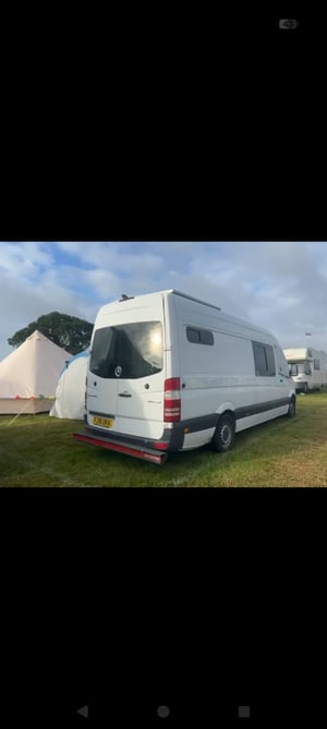 2018 Mercedes-Benz Sprinter — photo 4 of 9