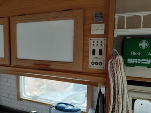 1996 Auto-Trail Cheyenne 595 — photo 5 of 17
