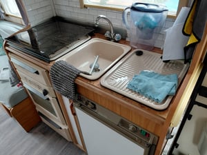 1996 Auto-Trail Cheyenne 595 — photo 16 of 17