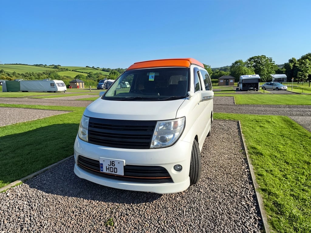 2007 Nissan El Grand - Image 1