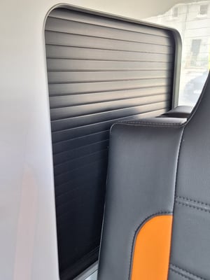 2007 Nissan El Grand — photo 14 of 52