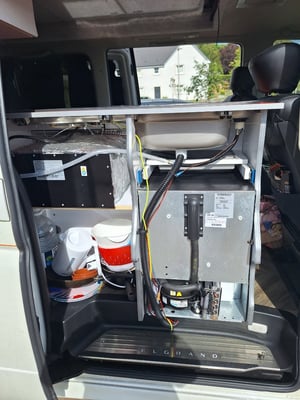 2007 Nissan El Grand — photo 47 of 52