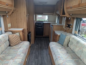 2004 Auto-Trail Cheyenne 630 SE — photo 12 of 44