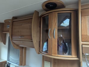 2004 Auto-Trail Cheyenne 630 SE — photo 27 of 44