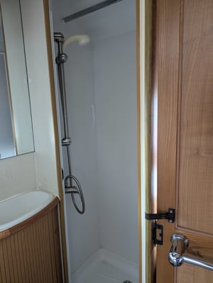 2004 Auto-Trail Cheyenne 630 SE — photo 29 of 44