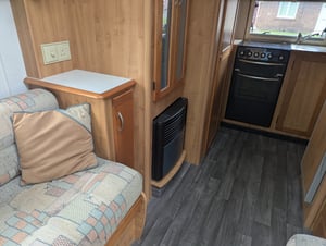 2004 Auto-Trail Cheyenne 630 SE — photo 31 of 44