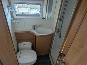 2004 Auto-Trail Cheyenne 630 SE — photo 34 of 44