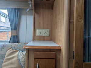 2004 Auto-Trail Cheyenne 630 SE — photo 35 of 44