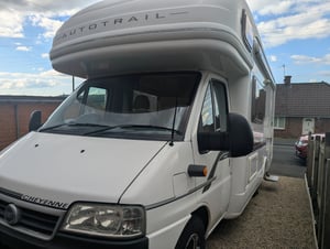 2004 Auto-Trail Cheyenne 630 SE — photo 7 of 44