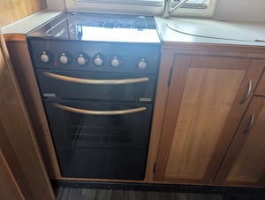 2004 Auto-Trail Cheyenne 630 SE — photo 39 of 44