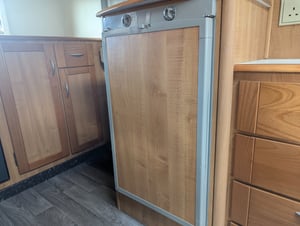 2004 Auto-Trail Cheyenne 630 SE — photo 40 of 44