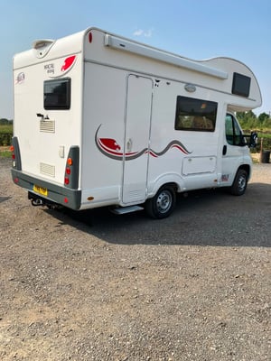 2016 Bela Easy Macau Motorhome — photo 2 of 19