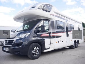 2016 Swift Kon-Tiki 669 Black Edition — photo 4 of 22