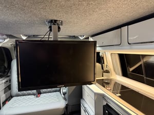 2024 Volkswagen Transporter T6.1 Campervan — photo 30 of 39