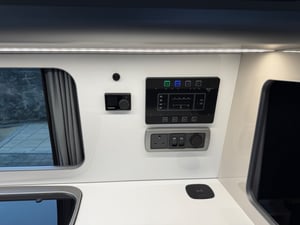 2024 Volkswagen Transporter T6.1 Campervan — photo 33 of 39