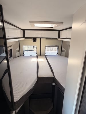 2020 Adria Twin 640 Supreme — photo 3 of 23