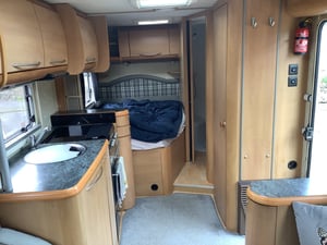 2004 Swift Kon-Tiki 660 — photo 8 of 17