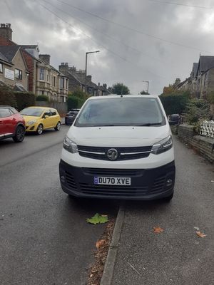 2020 Vauxhall Vivaro — photo 15 of 32