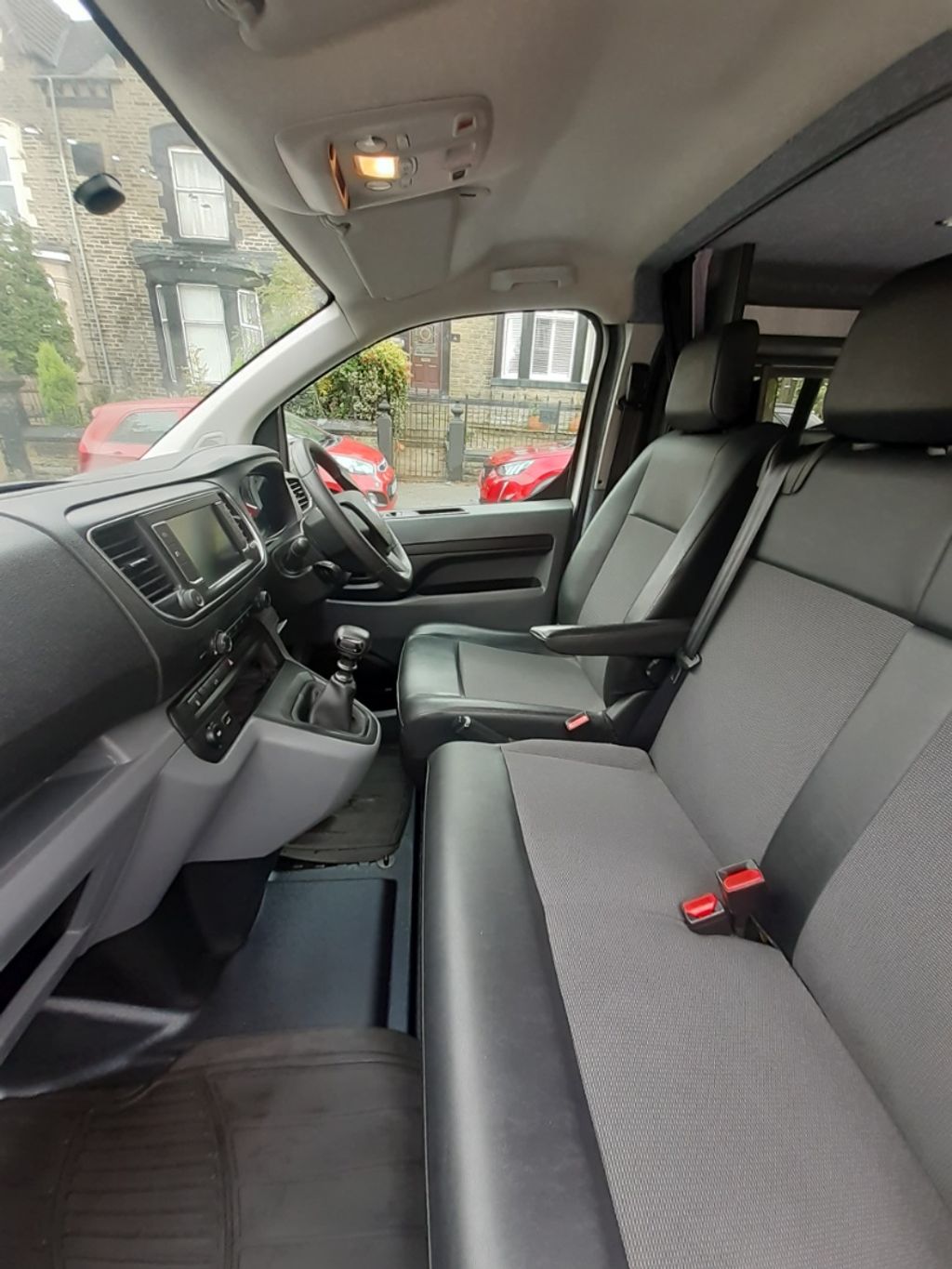 2020 Vauxhall Vivaro 1.5L - Image 17