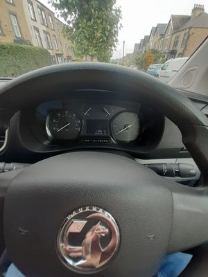 2020 Vauxhall Vivaro — photo 26 of 32