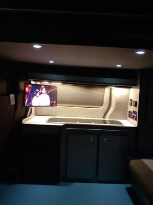 2020 Vauxhall Vivaro — photo 4 of 32