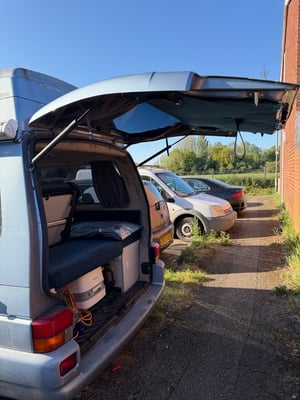 2002 Volkswagen T4 Campervan — photo 9 of 27