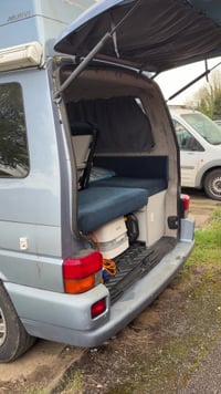 2002 Volkswagen T4 Campervan - Video