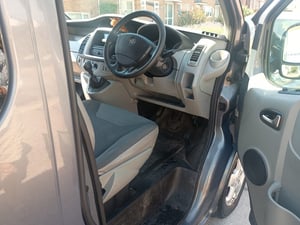 2013 Vauxhall Vivaro — photo 5 of 7
