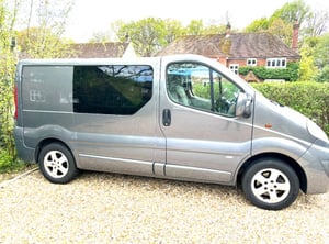 2013 Vauxhall Vivaro — photo 1 of 7