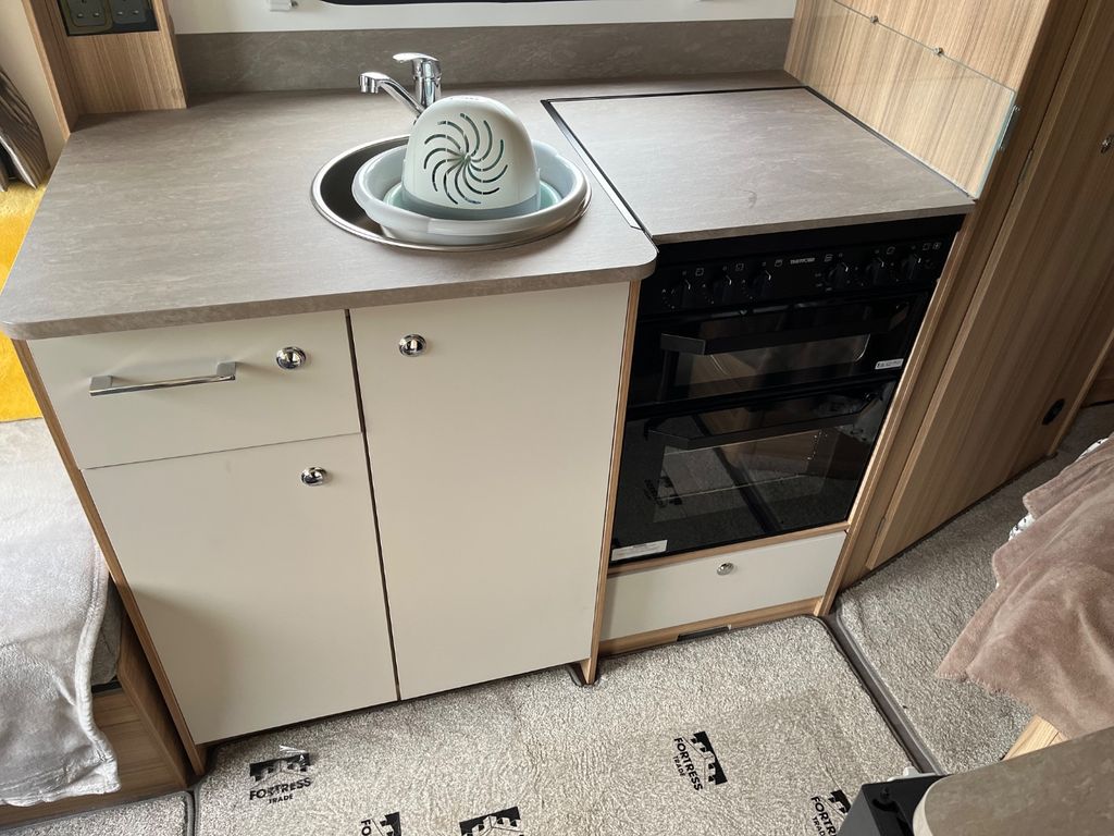 2024 Bailey 440 GT75 - Image 8